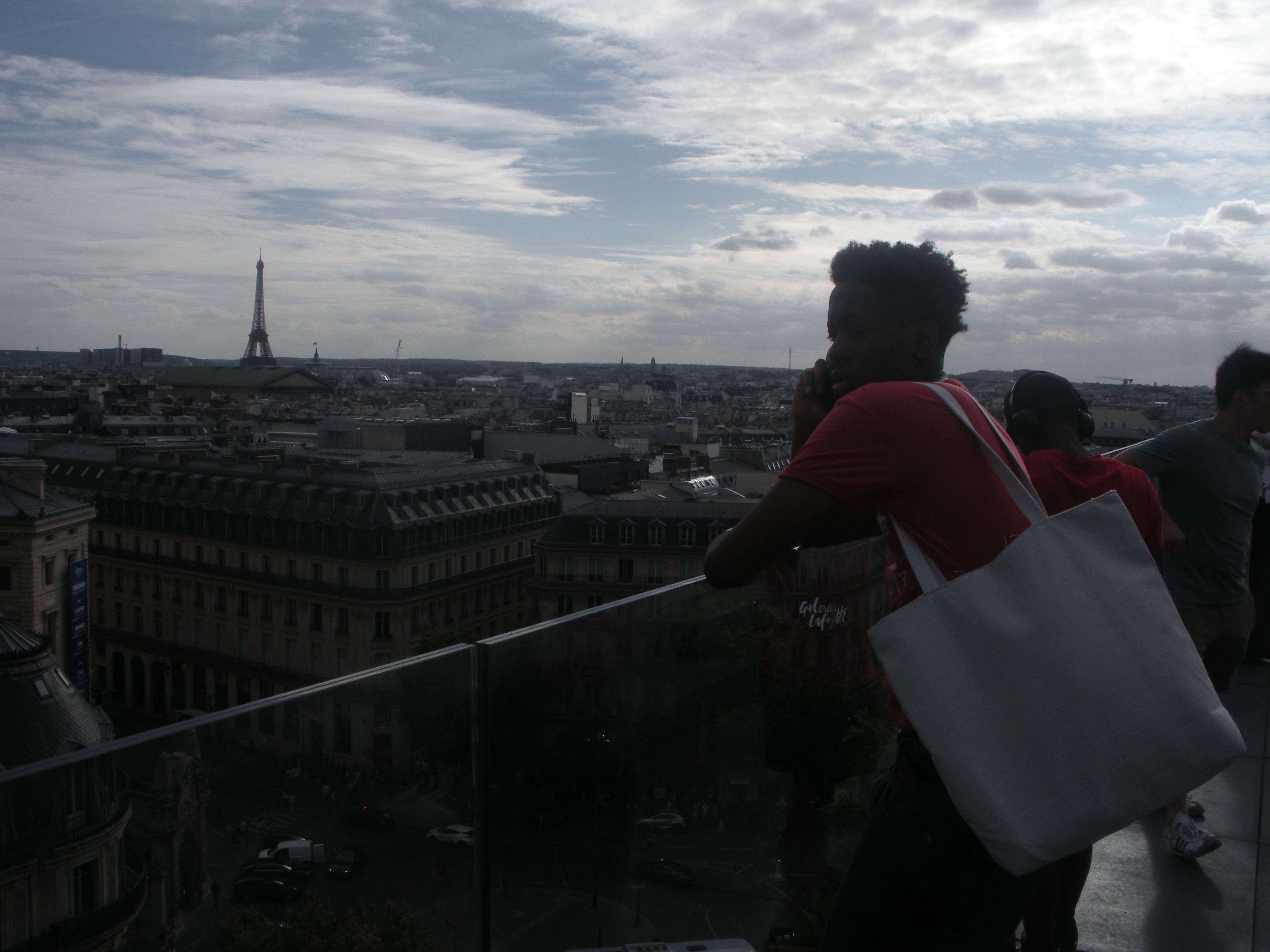 PARIS people SUMMER 25 photo